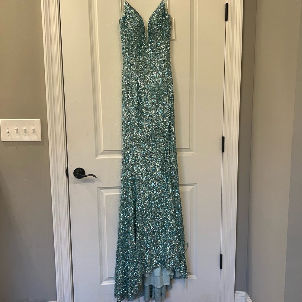 Sophia Thomas Formal Full Sequin Dress Size 4 Adjustable Prom Homecoming Lt Blue